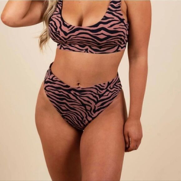 New Bikini‼️‼️‼️   - Picture 3 of 5